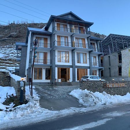 The Bulevar - Whispering Willows Otel Sissu Dış mekan fotoğraf