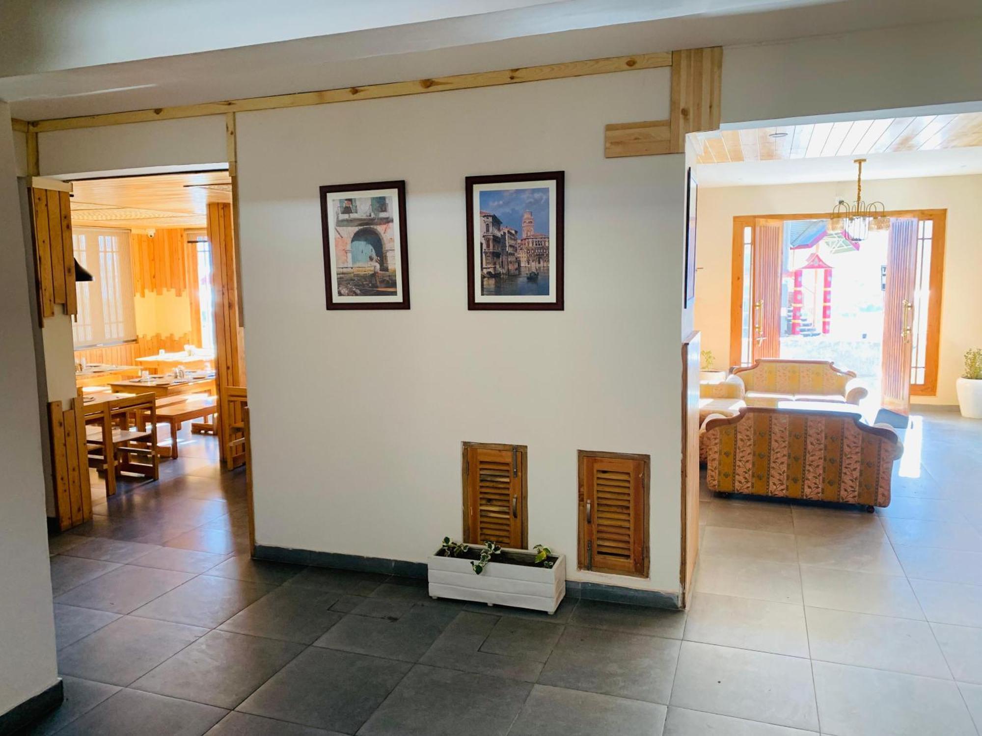 The Bulevar - Whispering Willows Otel Sissu Dış mekan fotoğraf
