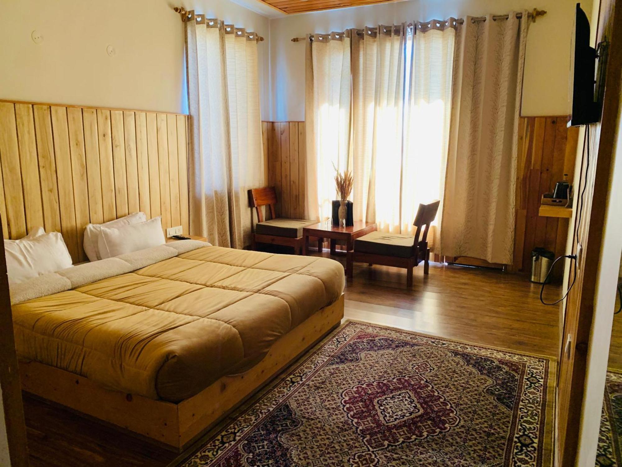 The Bulevar - Whispering Willows Otel Sissu Dış mekan fotoğraf