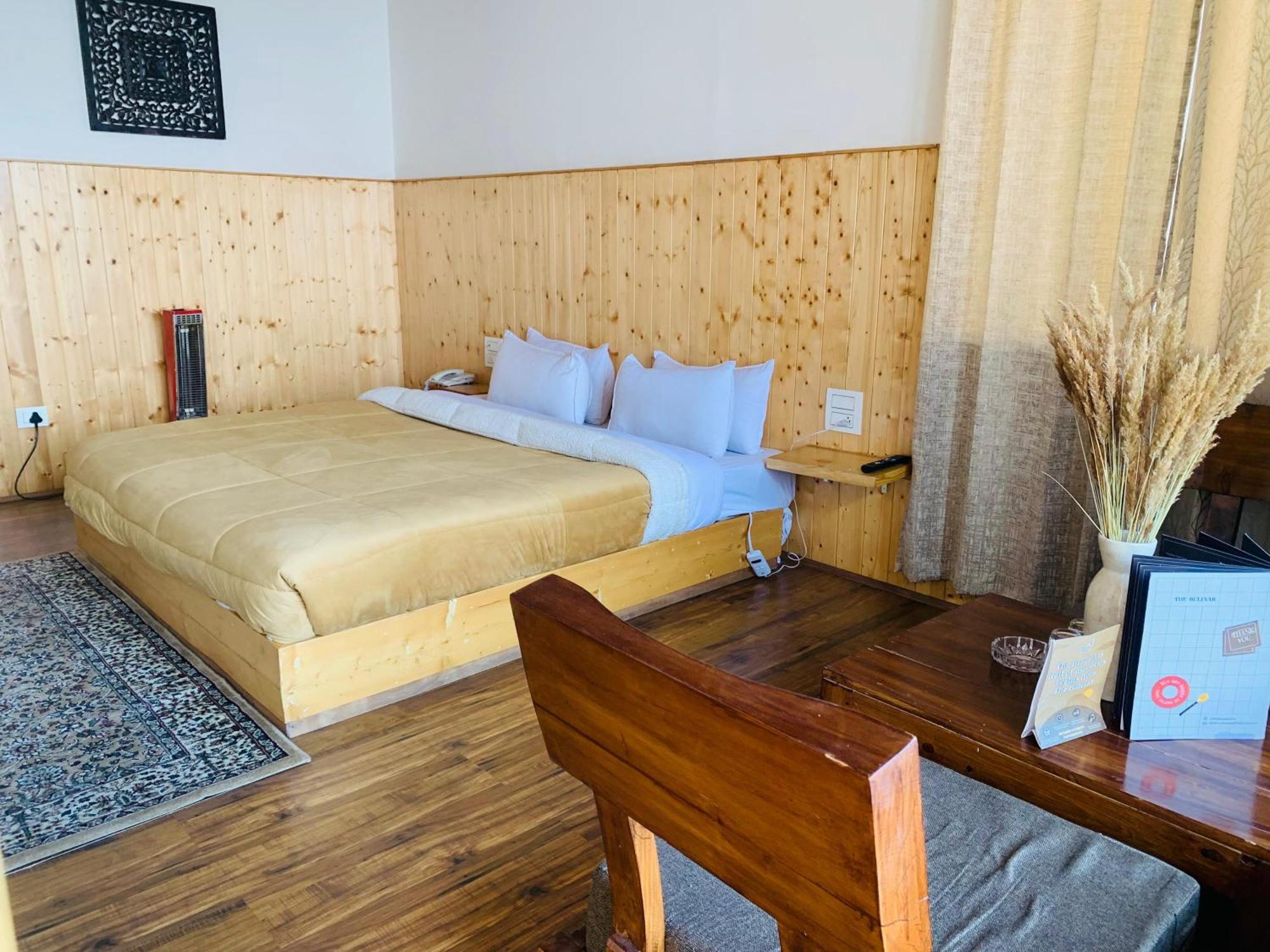 The Bulevar - Whispering Willows Otel Sissu Dış mekan fotoğraf
