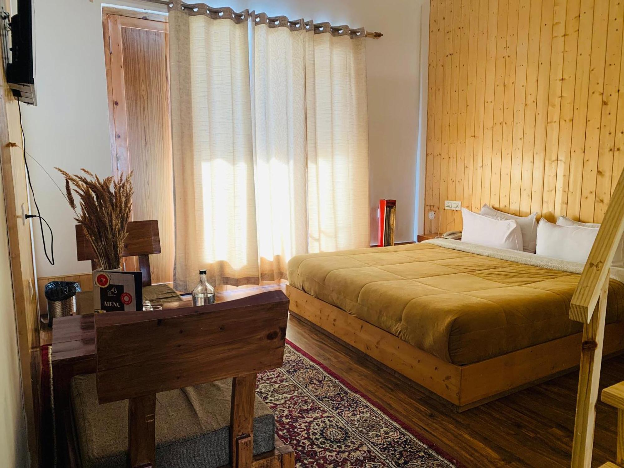 The Bulevar - Whispering Willows Otel Sissu Dış mekan fotoğraf
